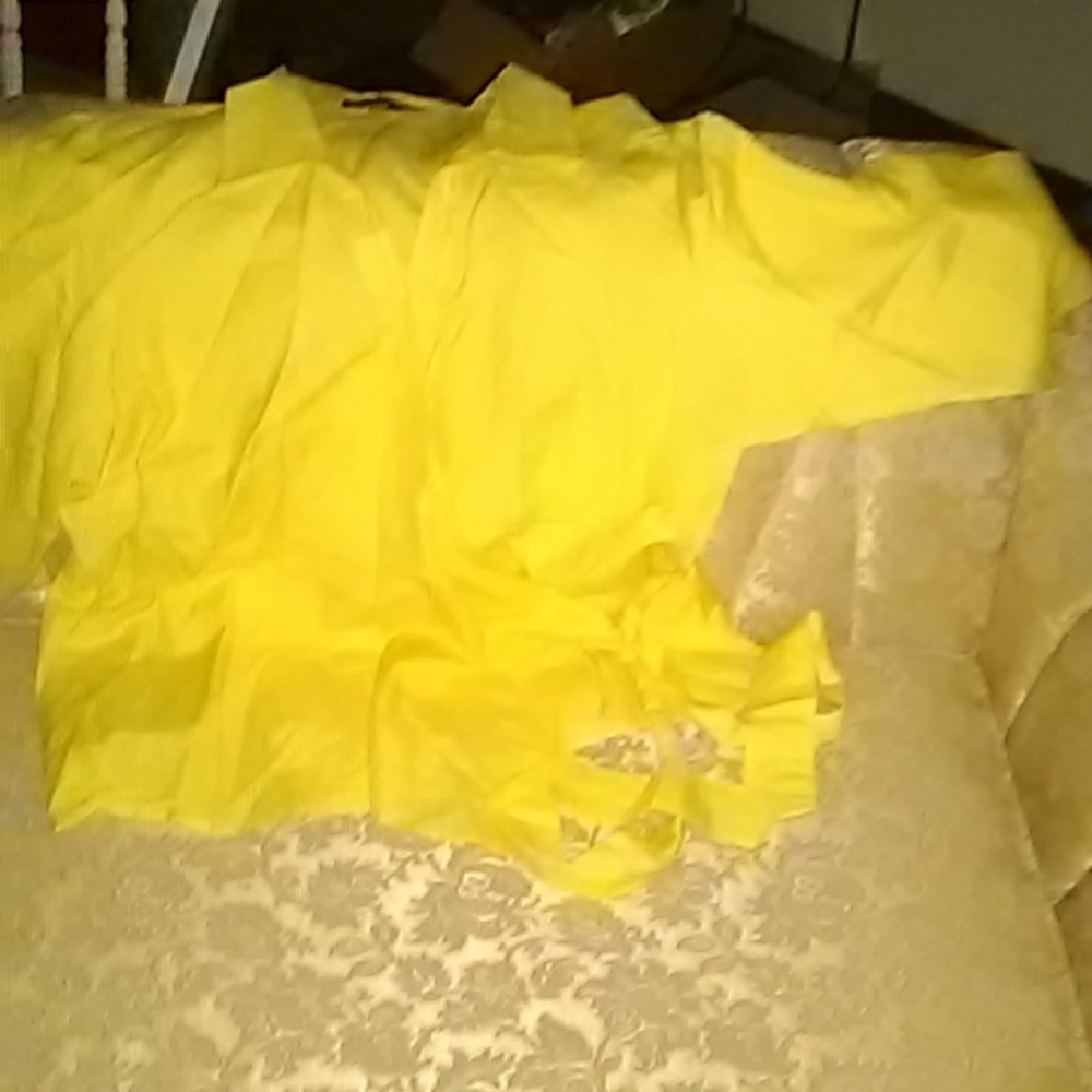 Yellow three quarter inch sleeve